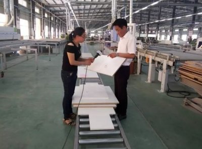 亚丹衣柜是哪里生产的?在荆门和许昌4.0工业基地,快来线下考察