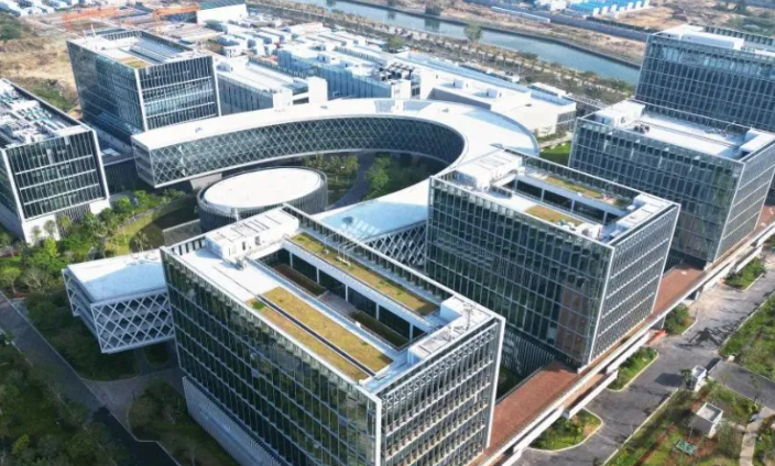 东莞市三木印象家具有限公司原木风客厅卧房家具材质与工艺对比